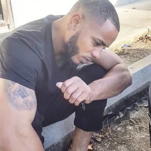 Meet your Posher, Zelly